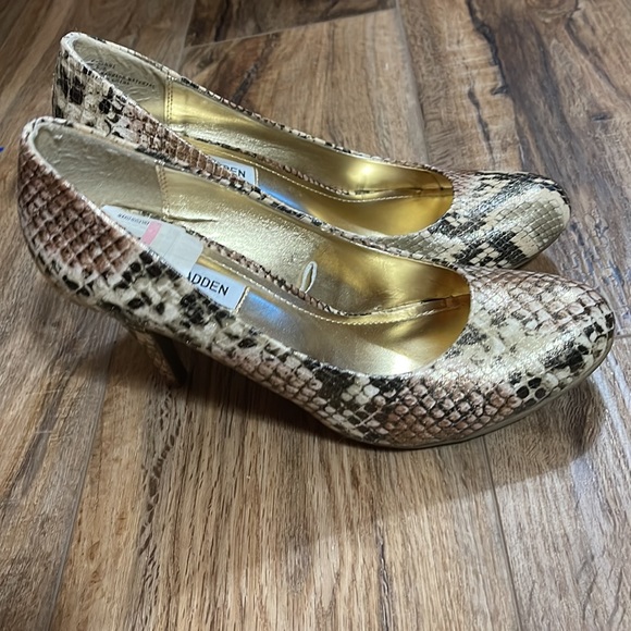 Steve Madden P-lonni faux python snake skin pumps heels Size 8.5 - Picture 10 of 12